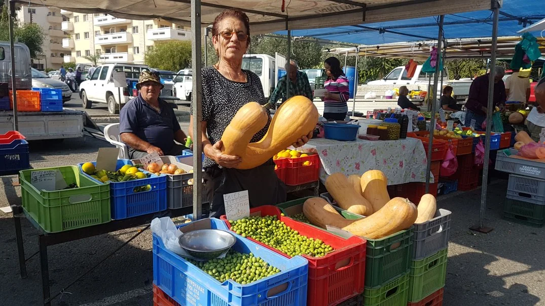 Local Markets & Food Culture